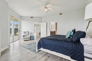 Links Village Dr B103-3005-031.jpg