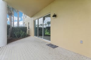 Links Village Dr B103-3005-038.jpg