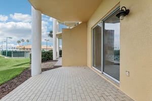 Links Village Dr B103-3005-040.jpg