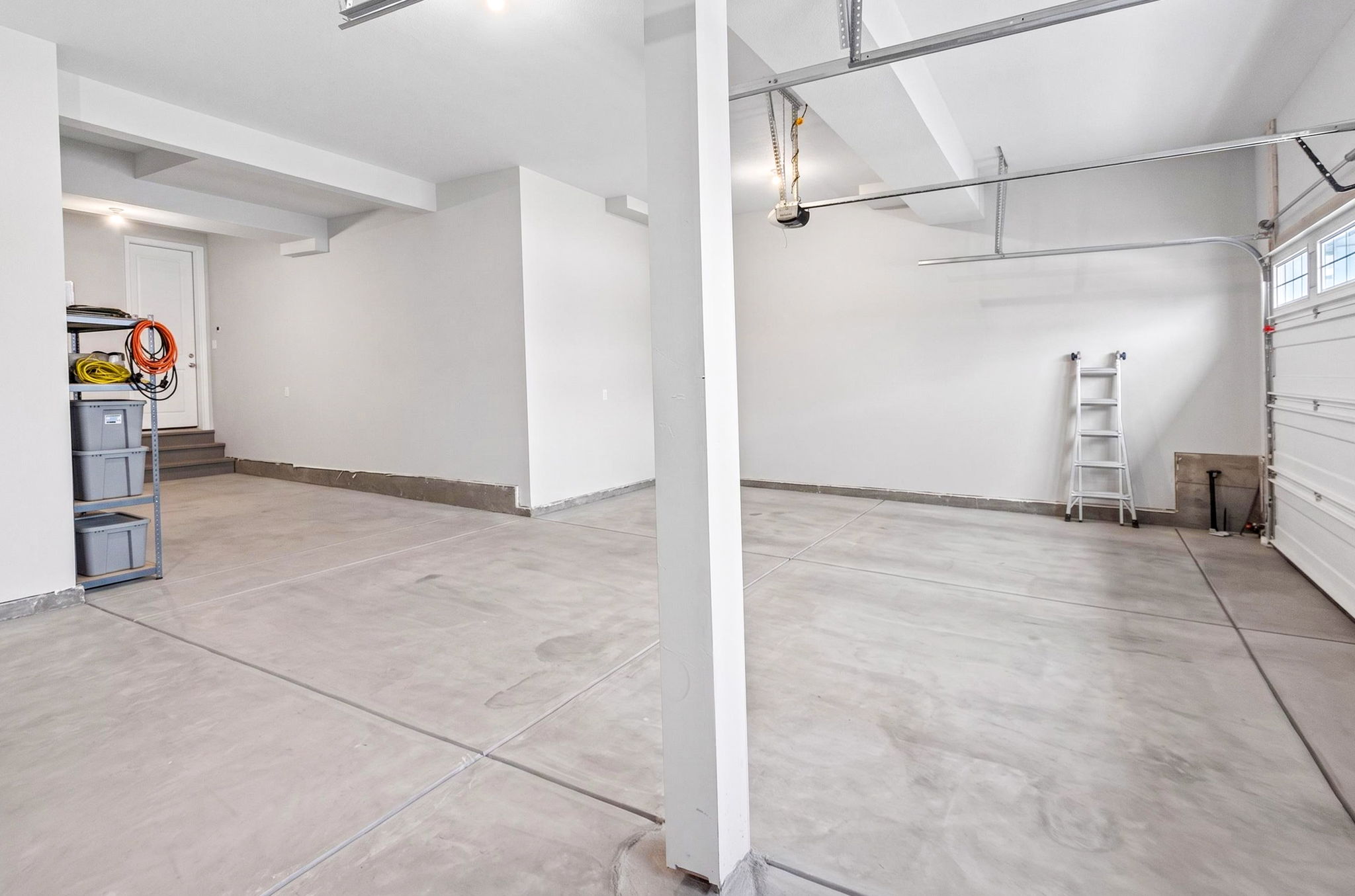 Interior Garage 3
