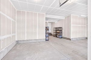 Interior Garage 4