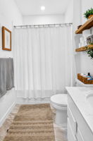 Interior Bathroom Alt