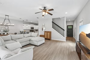 Attleboro St-S1407-008.jpg