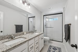 Attleboro St-S1407-033.jpg
