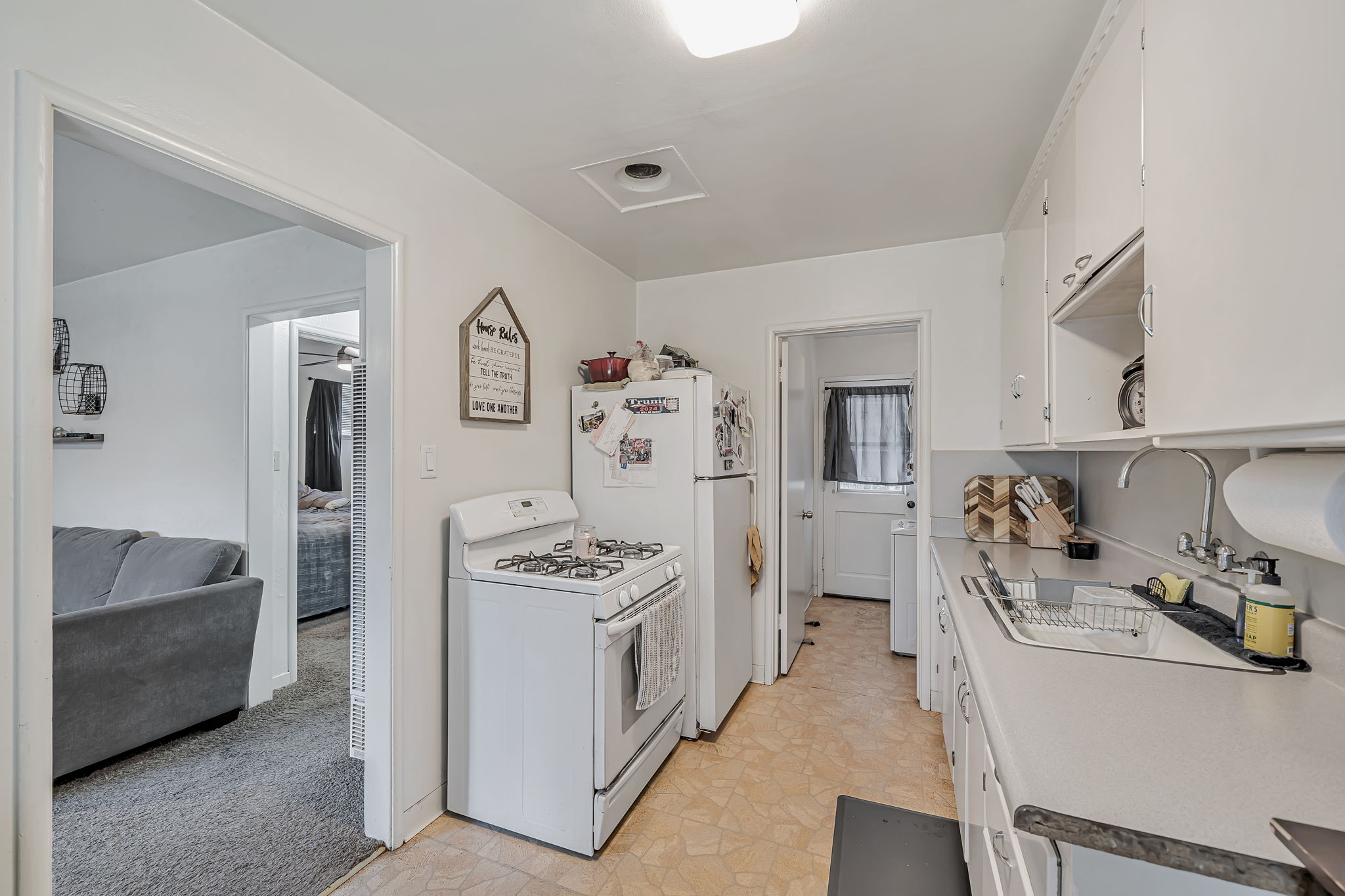 032_4655 Augustine St