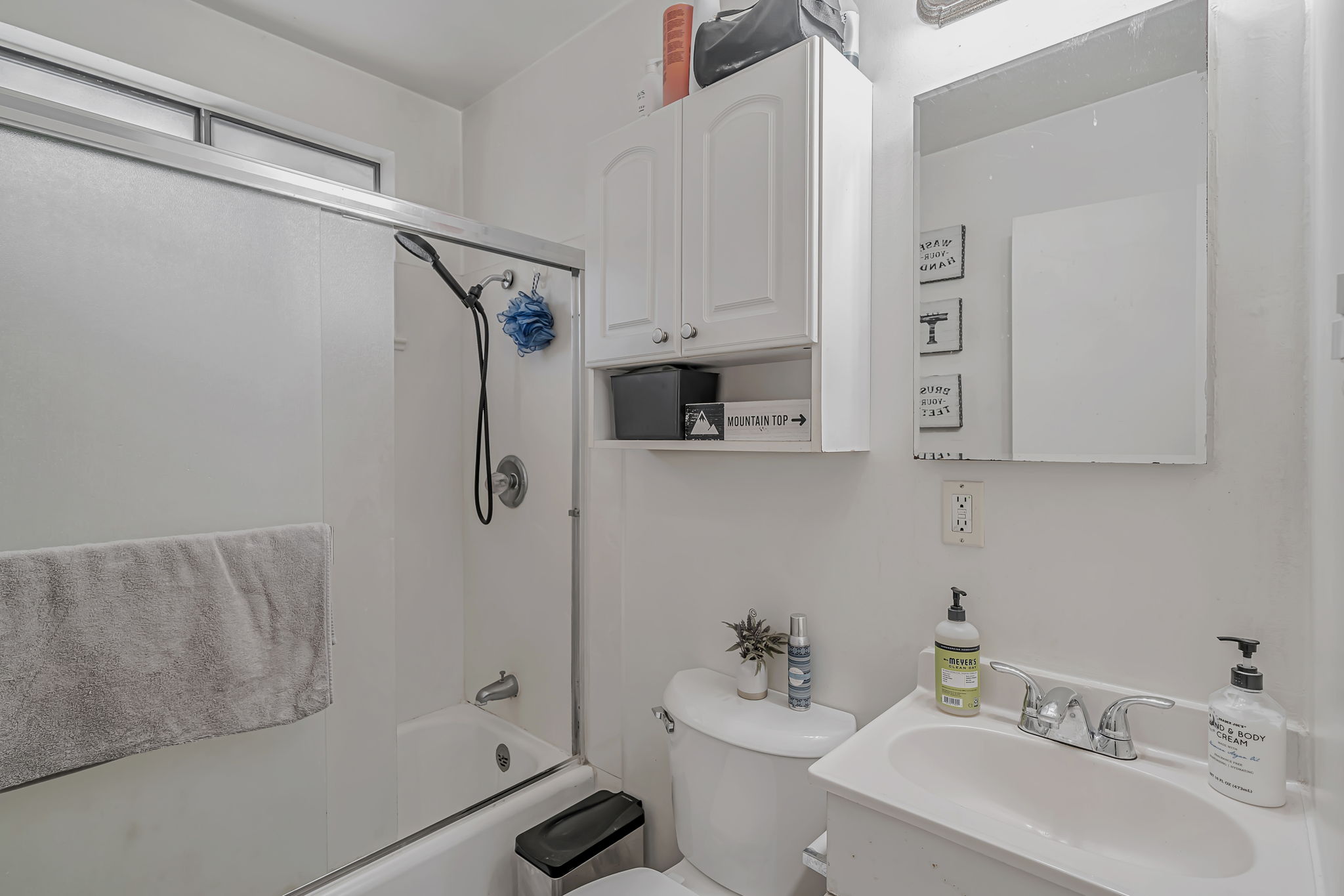 057_4655 Augustine St