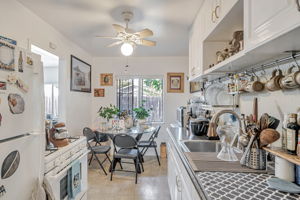 041_4655 Augustine St