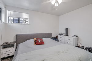 049_4655 Augustine St