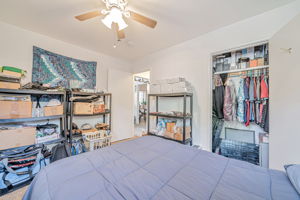 056_4655 Augustine St