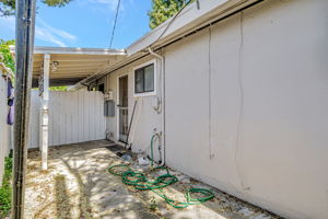 066_4655 Augustine St