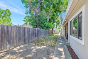075_4655 Augustine St