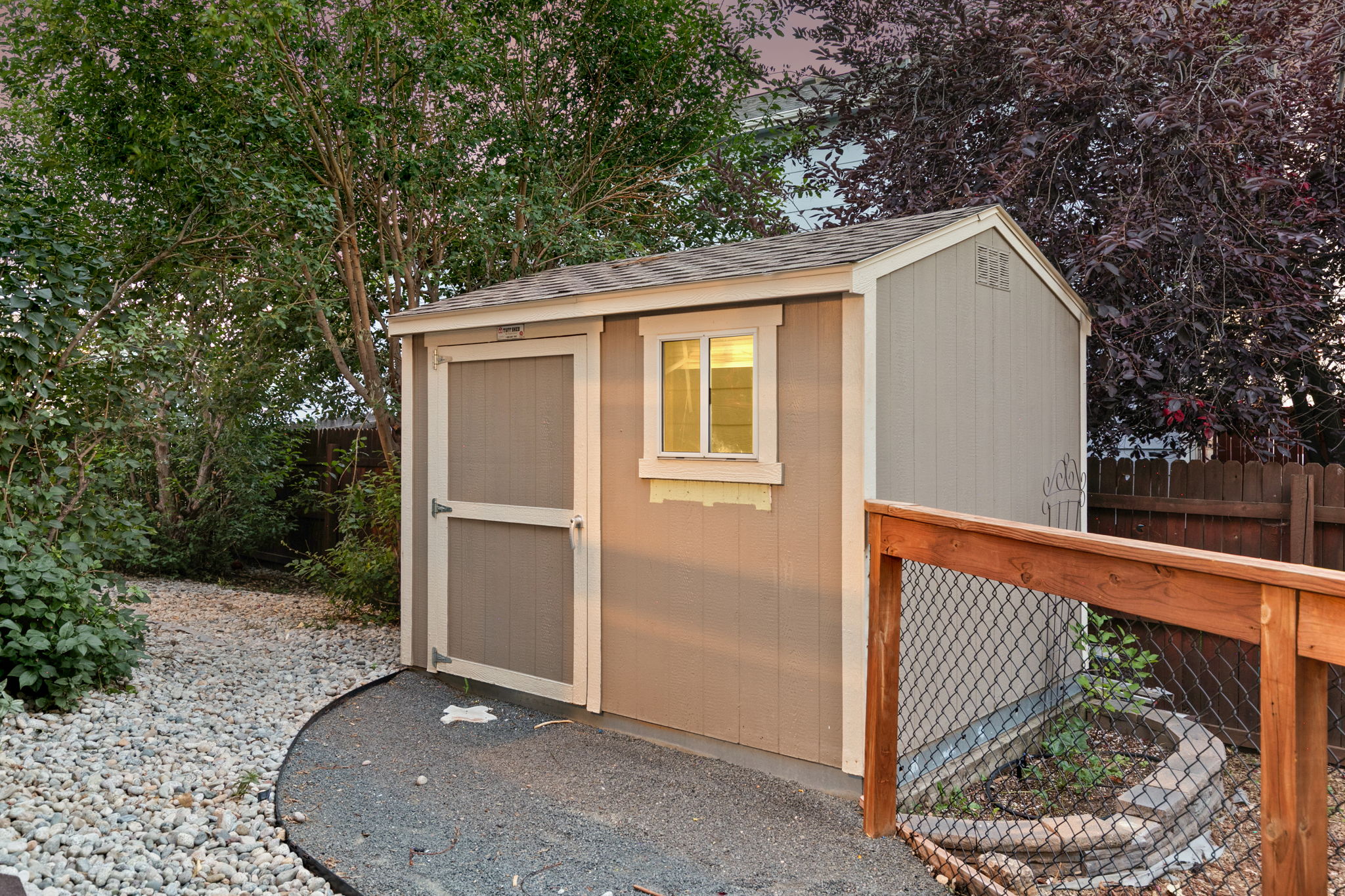 Shed
