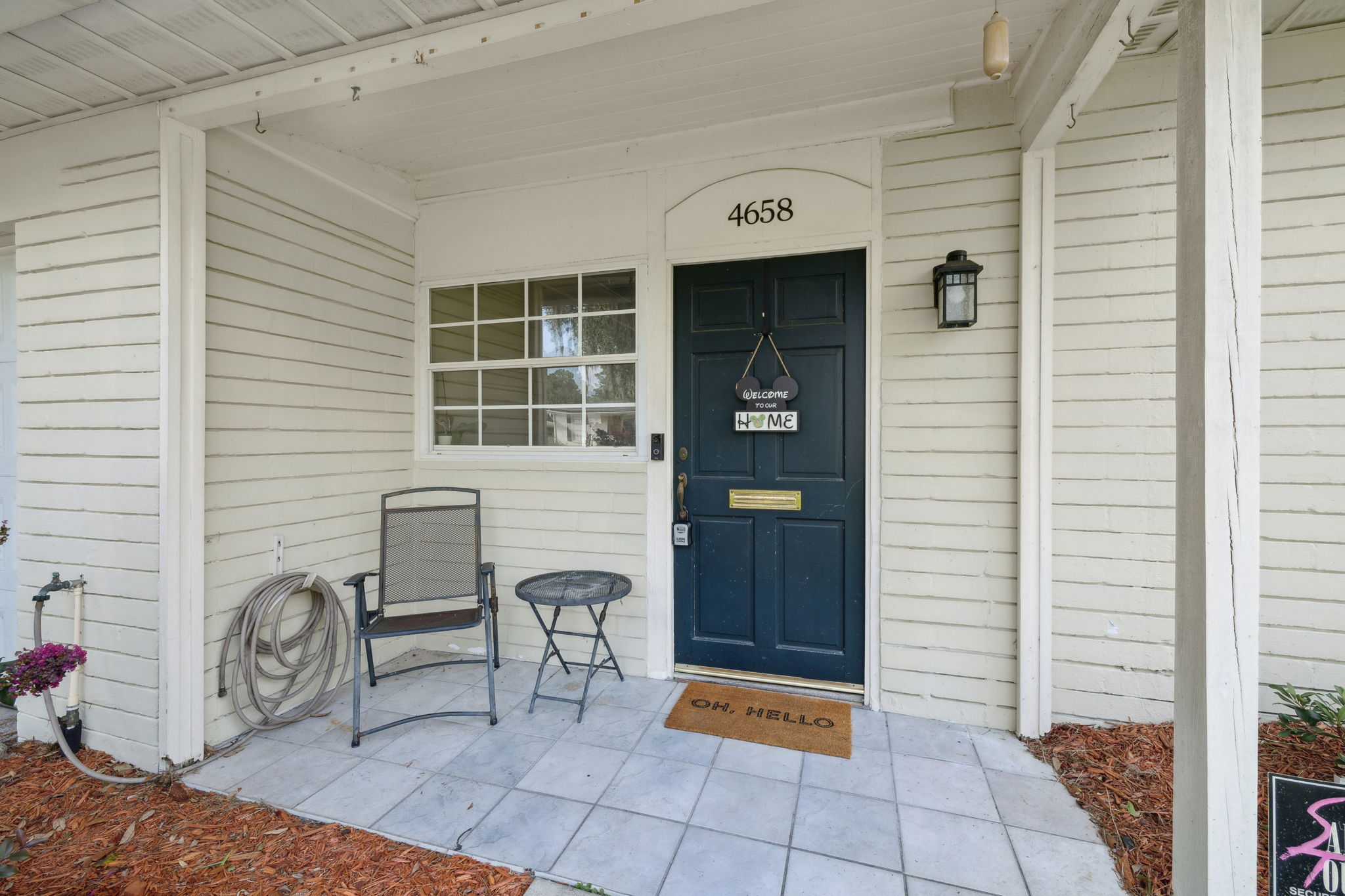 Front Entry Detail