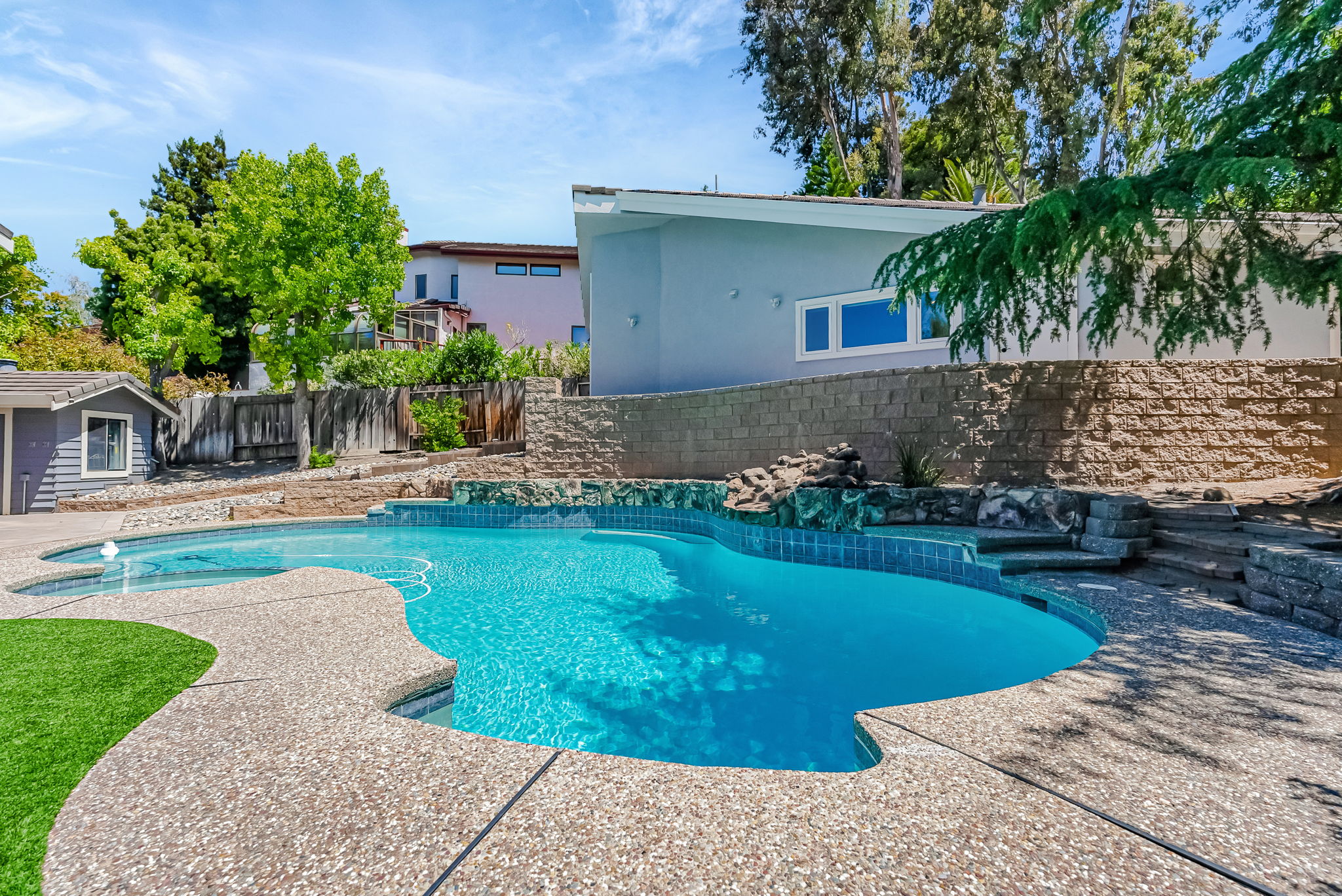102_ 46580 Sentinel Dr