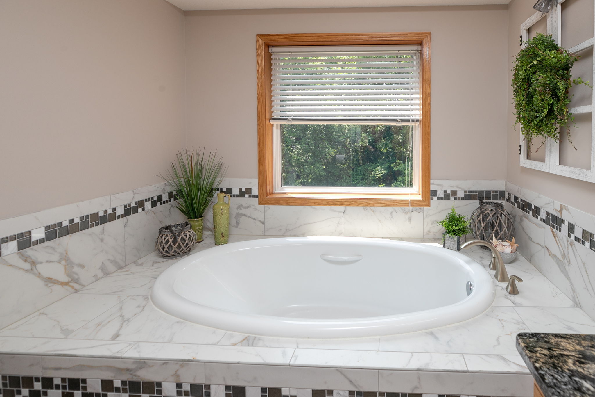 23-Bathroom