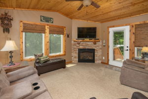 09-Sun Room