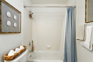  Photo 51