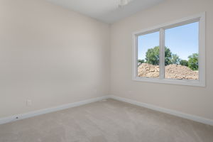  Photo 36