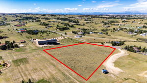 Property Lines are Approximate and not a survey