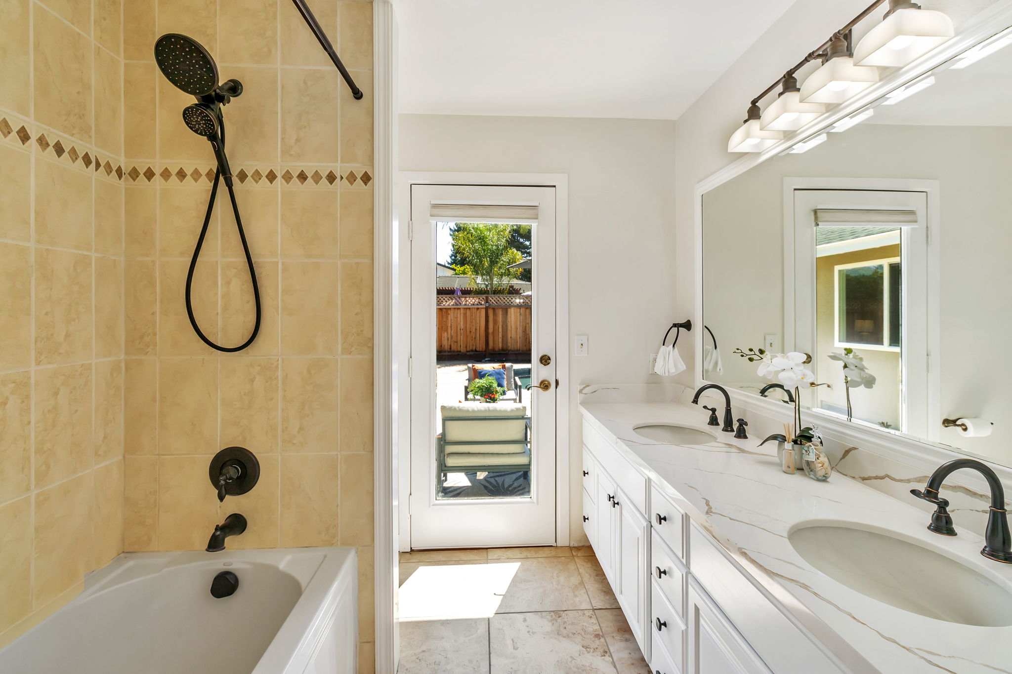 031_4666 Shearwater Rd