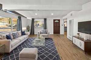 _BFE7598 virtually staged.jpeg