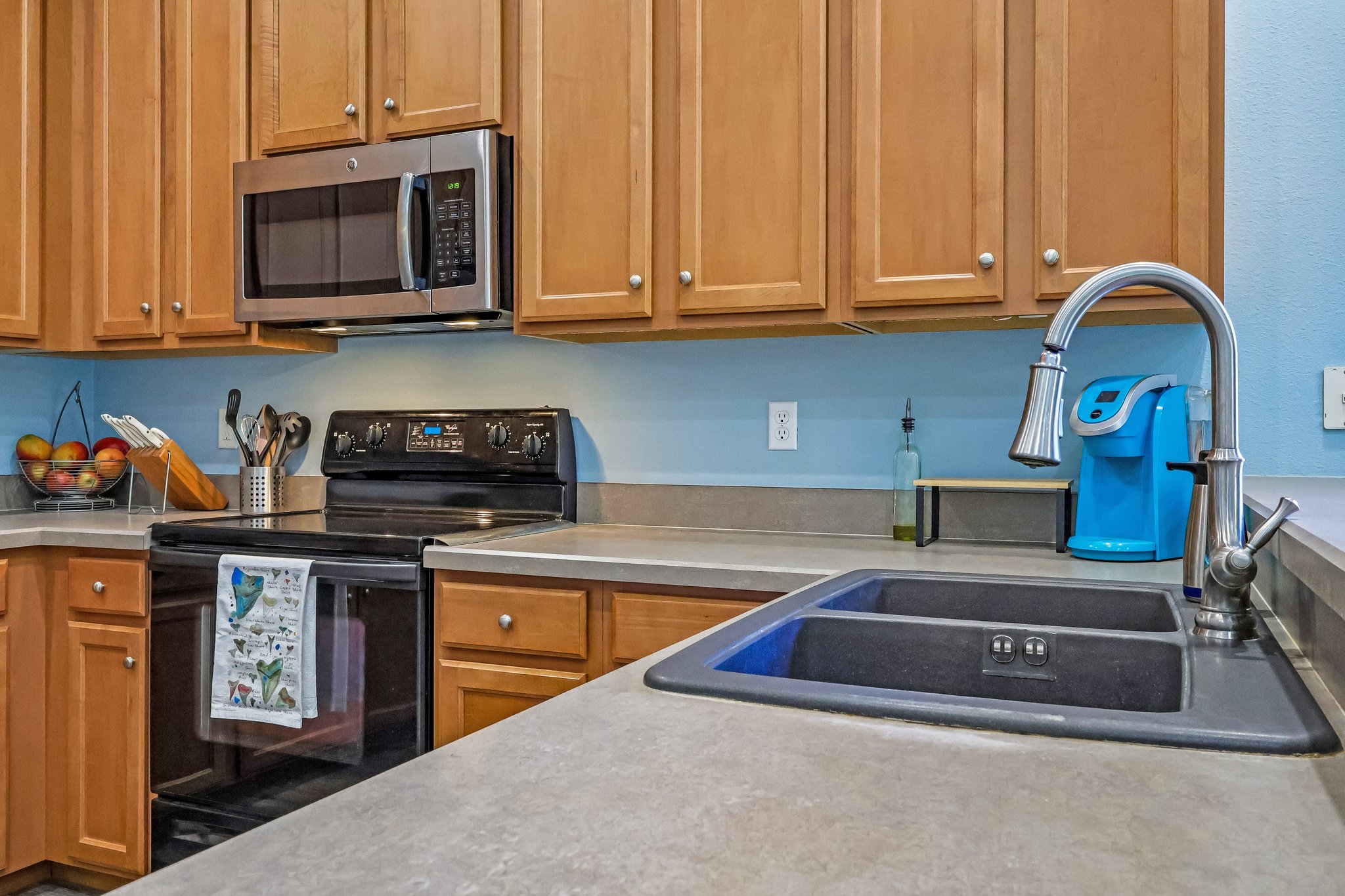 Redmond Pl-S1505-017.jpg