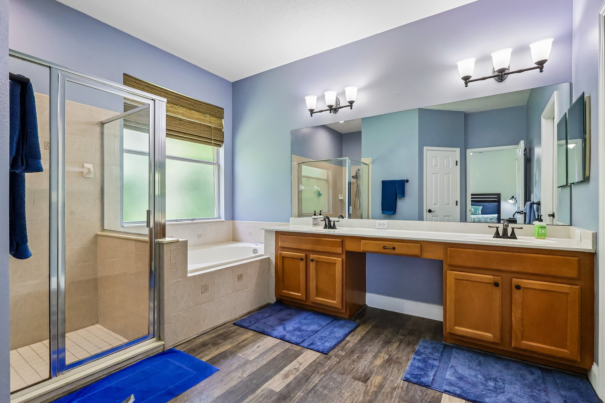 Redmond Pl-S1505-029.jpg