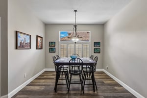 Redmond Pl-S1505-011.jpg
