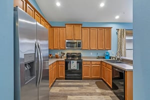 Redmond Pl-S1505-014.jpg