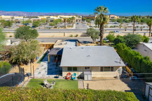 46675 Washington St, La Quinta, CA 92253, USA Photo 4