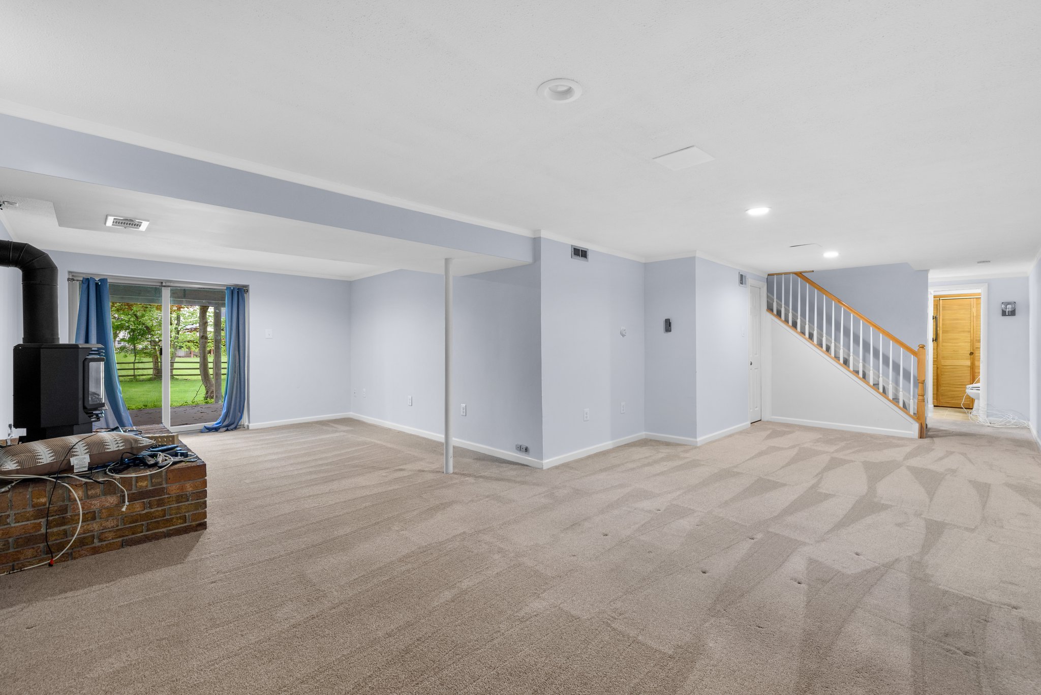 37. Recreation room.jpg