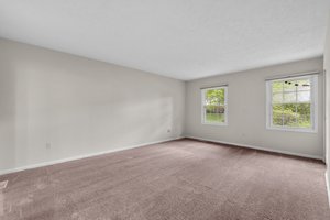 21. Upper bedroom.jpg