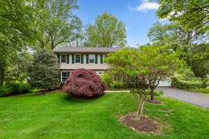 01. Front exterior.jpg