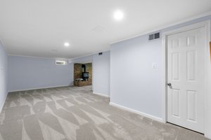 36. Recreation room.jpg