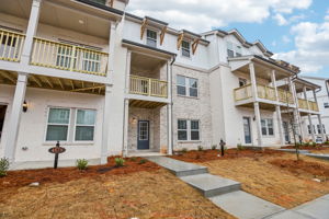 Atlanta - Sweetwater Green - 4669 Red Lion Place, Lawrenceville, GA 30044 - 002