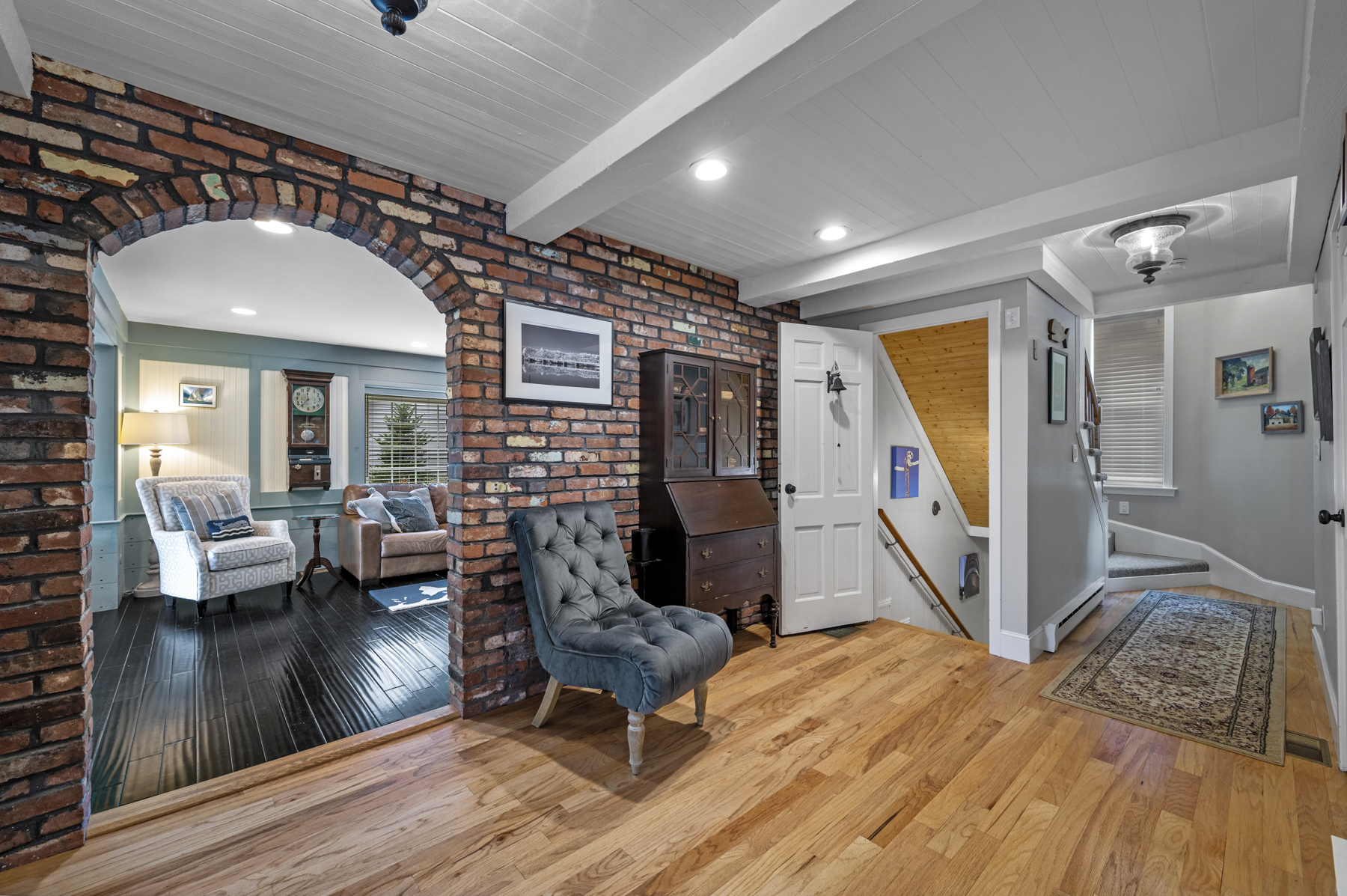 467 E Broadway, Haverhill, MA 01830 Lightshed Photography Studio LLC