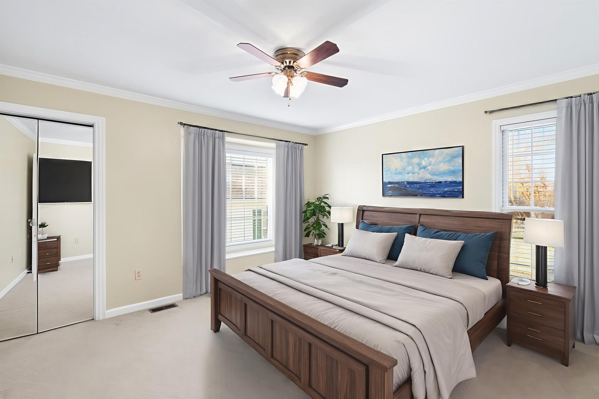 DSC03707 virtually staged.jpeg