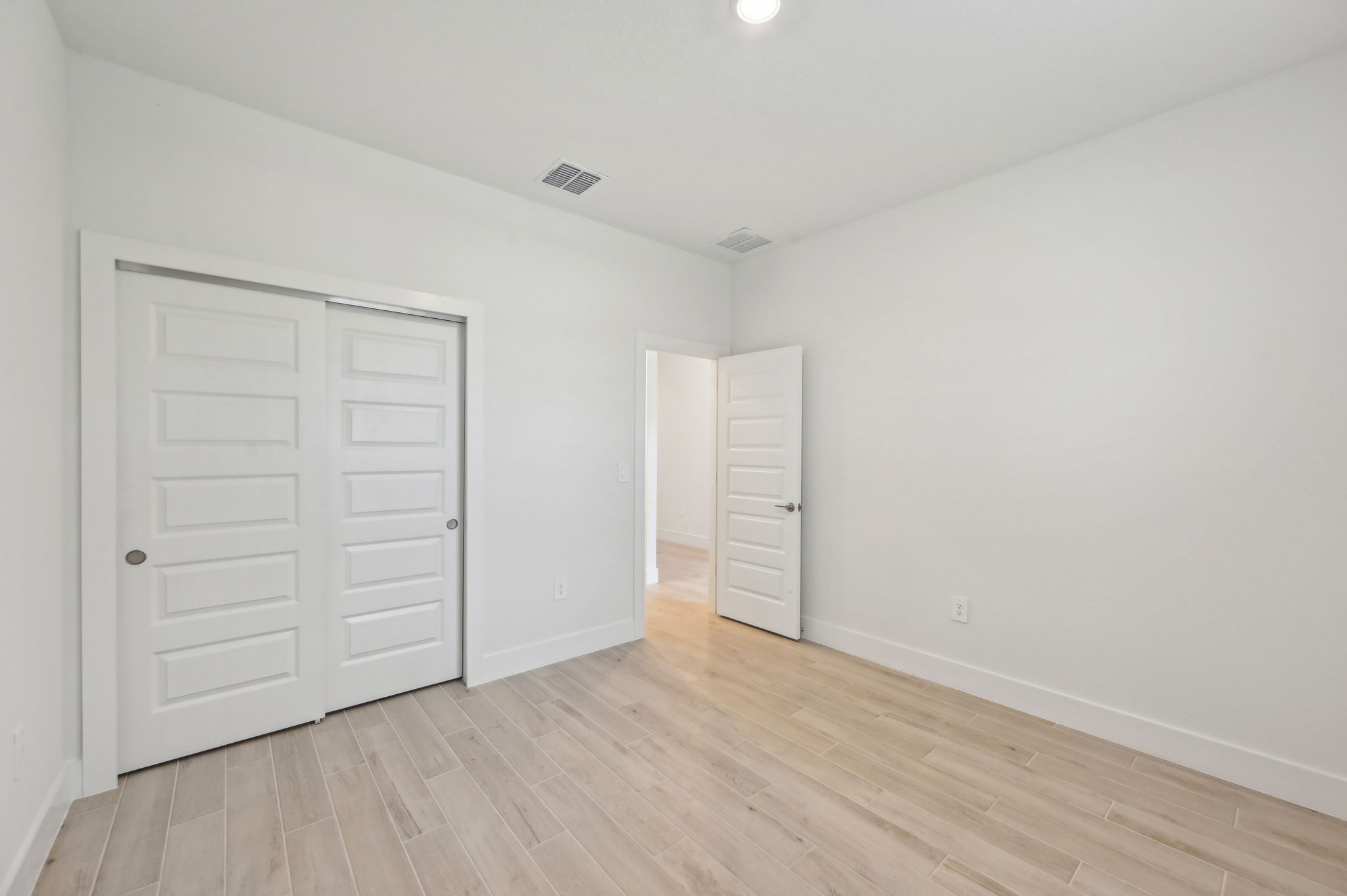 Tampa- Magnolia Bay-Lot 725 - 467 Sun Chaser Drive, Nokomis, FL-017