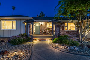 3_F8_TWILIGHT_4670Mayfield_029