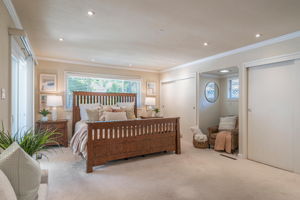 11_F8_4670Mayfield_033
