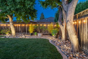 31_F8_TWILIGHT_4670Mayfield_022