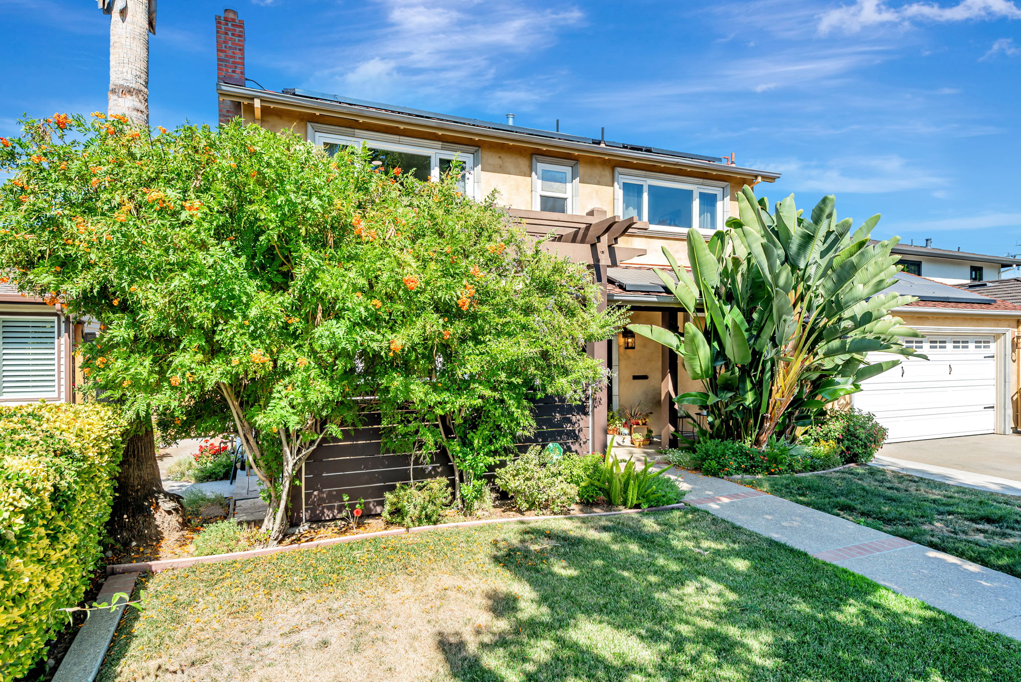 002_ 4670 Sherbourne Dr 