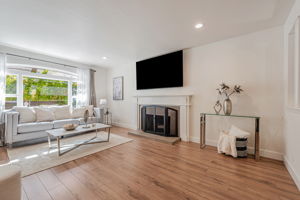007_ 4670 Sherbourne Dr 