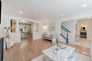 009_ 4670 Sherbourne Dr 