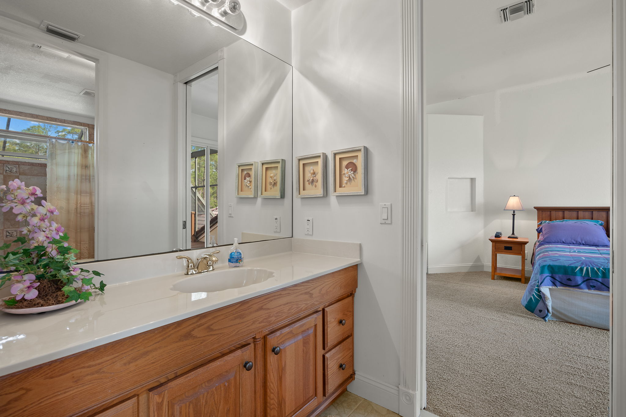 Guest Bathroom 1 - 2