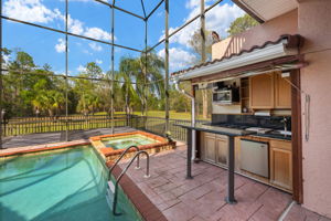 Outdoor Kitchen