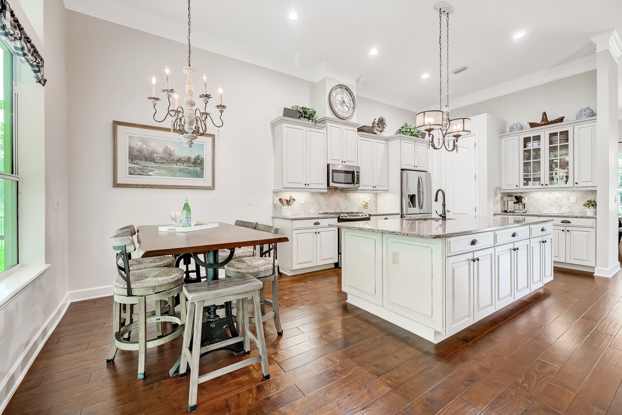 Kitchen/Breakfast Area