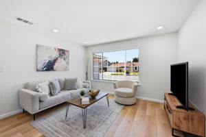 007_F8_46718 Bradley St