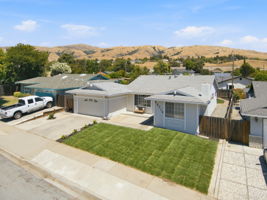 048_F8_46718 Bradley St