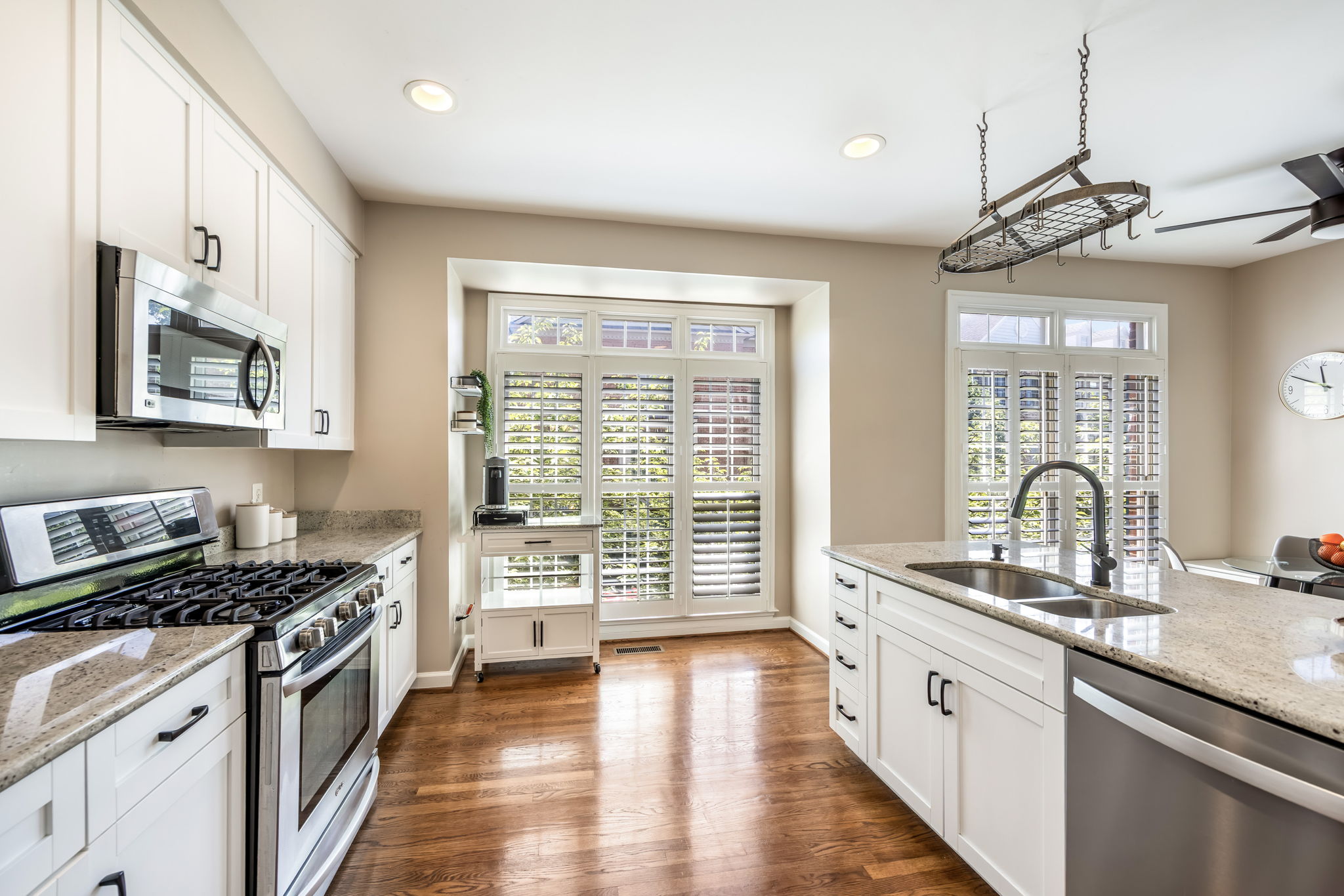 Updated open Kitchen with table space